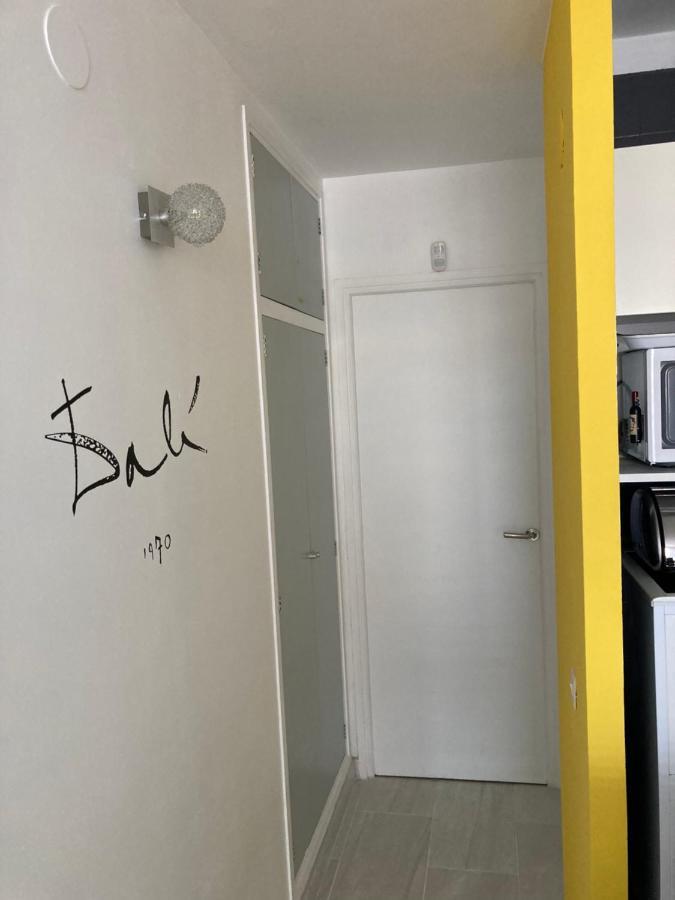 Tres Bel Appartement Entierement Renove Empuriabrava Exterior foto
